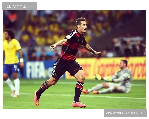 足球明星们在赛场上的帅气进球瞬间精彩回顾与分析