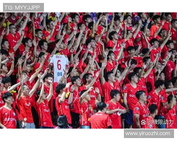 广州足球队荣登足球灵活性排行榜第五名展现出色竞技能力与团队合作精神 广州足球队荣登足球灵活性排行榜第五名展现出色竞技能力与团队合作精神