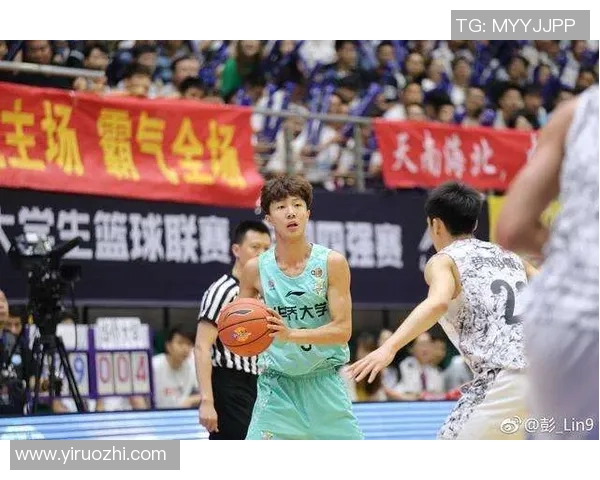 成都篮球队在大师赛积分榜上以55分稳居第一位置,展现强劲实力