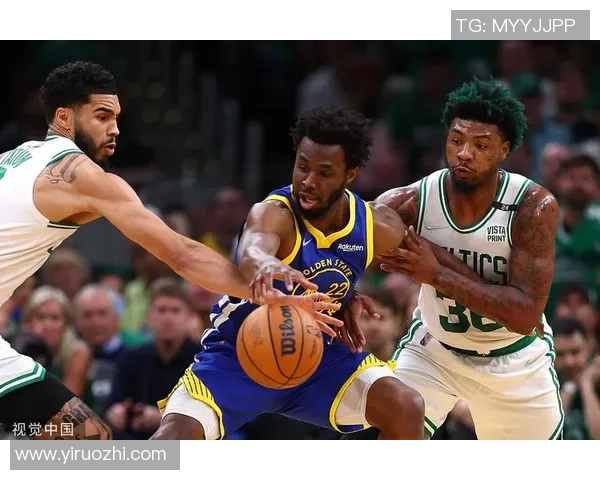 重庆篮球队的包夹战术解析与深度剖析篮球场上的团队配合与策略运用 重庆篮球队的包夹战术解析与深度剖析篮球场上的团队配合与策略运用