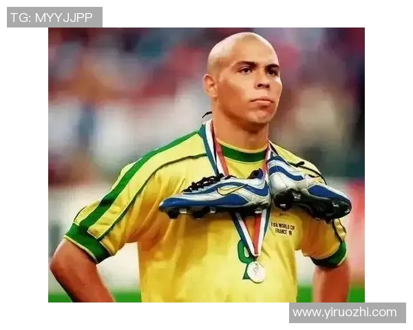 探索罗纳尔多的传奇足球生涯与成就揭秘